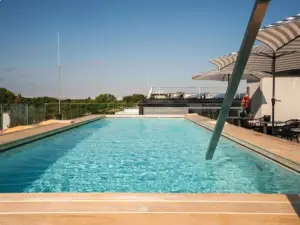 Grefis Hotel