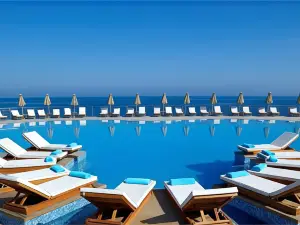 藍色皇家飯店-豪華海灘度假村