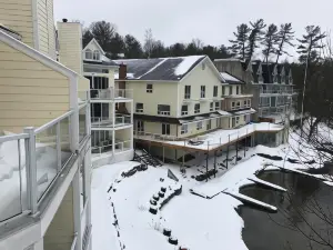 Muskoka Lakes Hotel and Resorts