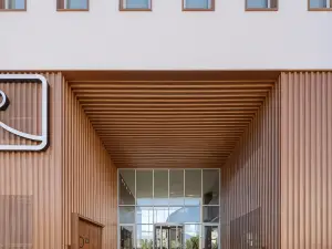 Valencia Tower