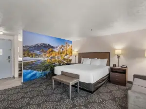 Clarion Pointe Wenatchee
