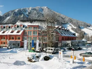 Ramada Hotel & Suites by Wyndham Kranjska Gora