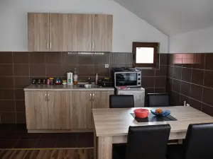 Apartment and Rooms Konak