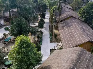 Eden Jungle Resort
