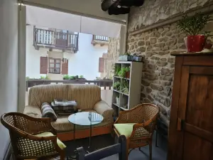 Hostal Mendaurpe