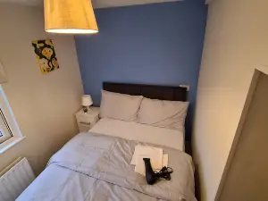 Private Apartment (Flat 3)