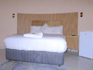 パラダイス レホ ゲストハウス