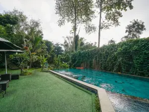 Oak Tree Glamping Resort