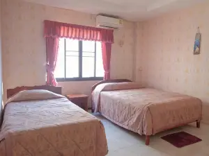 Thaveesinh Hotel