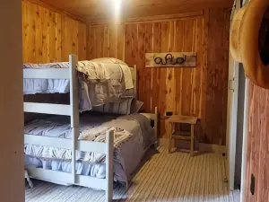 Coyle Ridge Cabin Retreat