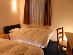 ホテル朋泉 草加