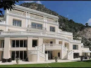 Hotel Cap Estel