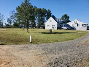 Beach House Getaway, exclusive location on "Chesapeake Bay" with private beach