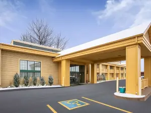 La Quinta Inn by Wyndham Oshkosh