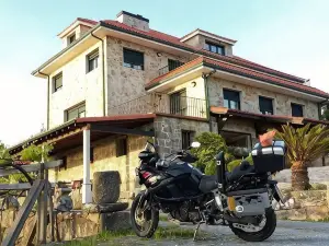 Hotel Rústico Punta Uia