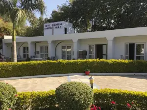 Hotel Ganesha Garden Villa