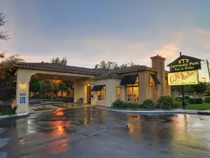 University Park Inn & Suites