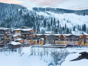 Manor Vail Lodge