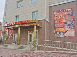 Grand-City