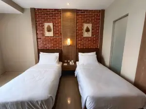 Lynn Hotel Mojokerto