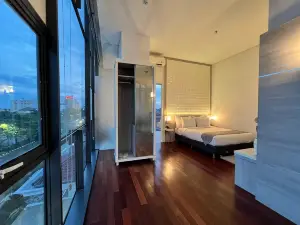 Alimar Premier Hotel