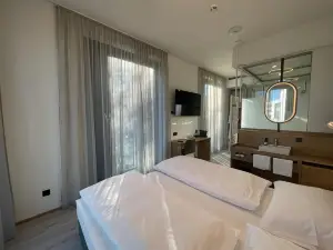 Hotel Bee Green