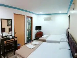 Twin Star Hotel