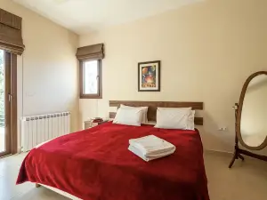 Austria Luxury Apartments, Faraya Hotel