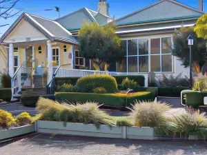 Yarra Gables