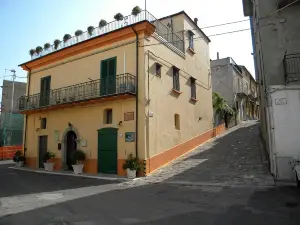 La Casa DellAmericano - Casa d'Epoca Anni '30