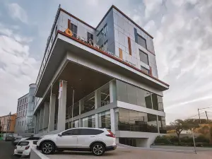 The Azana Hotel Airport Semarang