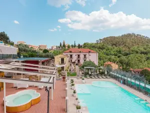 Residence Villa il Casale - Appartamenti Wellness e Piscina Riscaldata