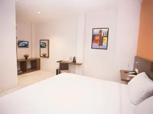 Hotel Bisnis