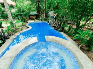 Family Casa in Baler w/ Pool & Spa Tub – 20 Guests