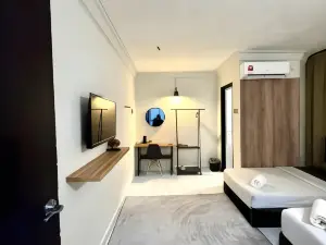 Andiana Hotel & Lodge