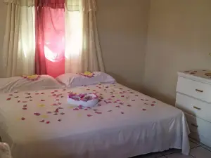 Hilltop View Guesthouse
