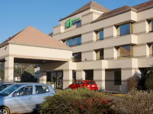 โรงแรม ฮอลิเดย์อินน์ เอ็กซ์เพรส เตมูโก บาย IHG