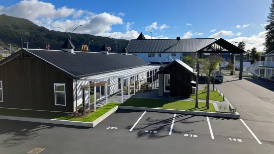 Newina Rotorua
