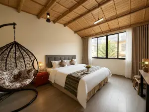Fenglin Art Hotel