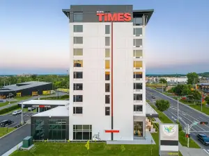 Grand Hotel Times Levis