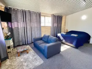 세일스 제랄턴 어코모데이션