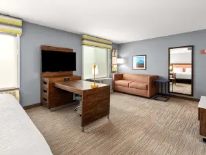 Hampton Inn & Suites Fairbanks