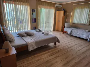 Sun and River Apartments