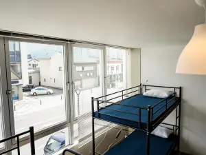 Arashima Hostel