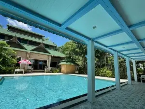 Green Tree Resort