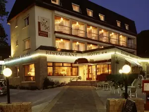 Bagnoles Hotel - Contact Hotel
