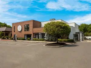 The Hub Middletown Red Bank, BW Signature Collection