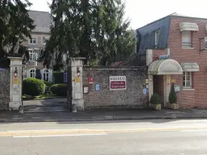 hotel le clos du montvinage