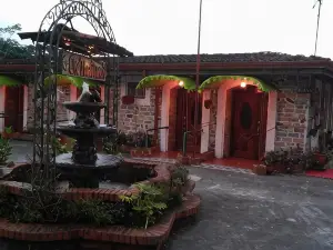 Mountain Lodge CheTica