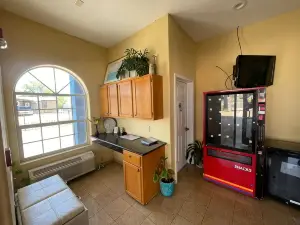 Airport Inn & Suites South Padre Island I 37